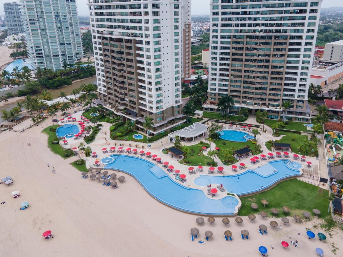 Ocean Front Condo Sleeps 4 Adults-Grand Venetian T3000-1606 Puerto Vallarta Exteriör bild