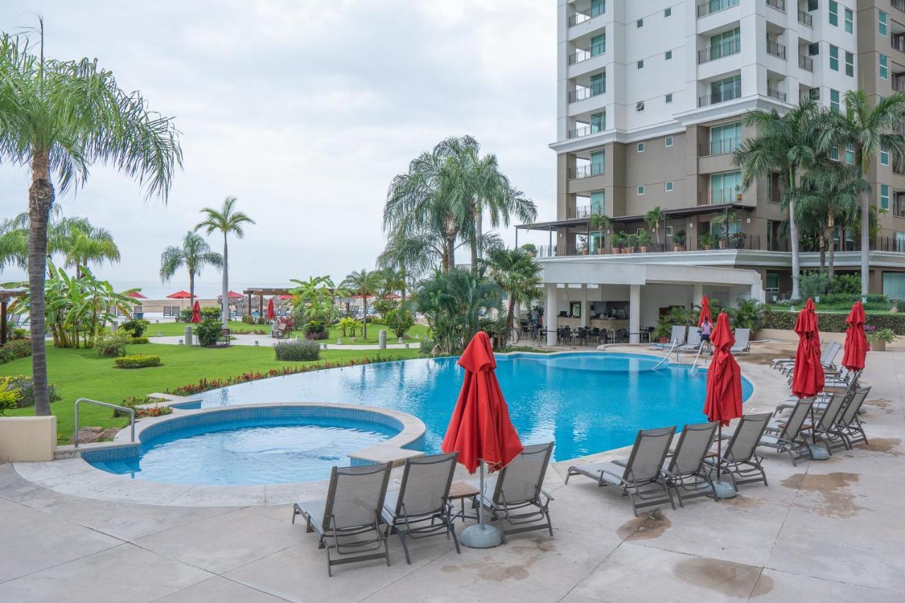 Ocean Front Condo Sleeps 4 Adults-Grand Venetian T3000-1606 Puerto Vallarta Exteriör bild