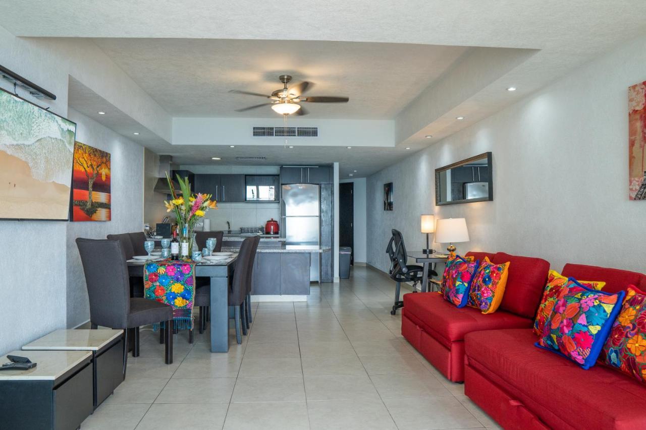 Ocean Front Condo Sleeps 4 Adults-Grand Venetian T3000-1606 Puerto Vallarta Exteriör bild