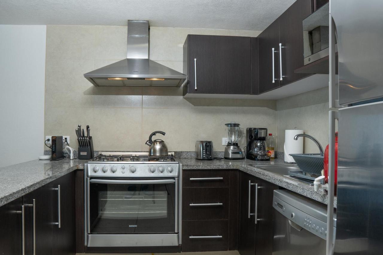 Ocean Front Condo Sleeps 4 Adults-Grand Venetian T3000-1606 Puerto Vallarta Exteriör bild