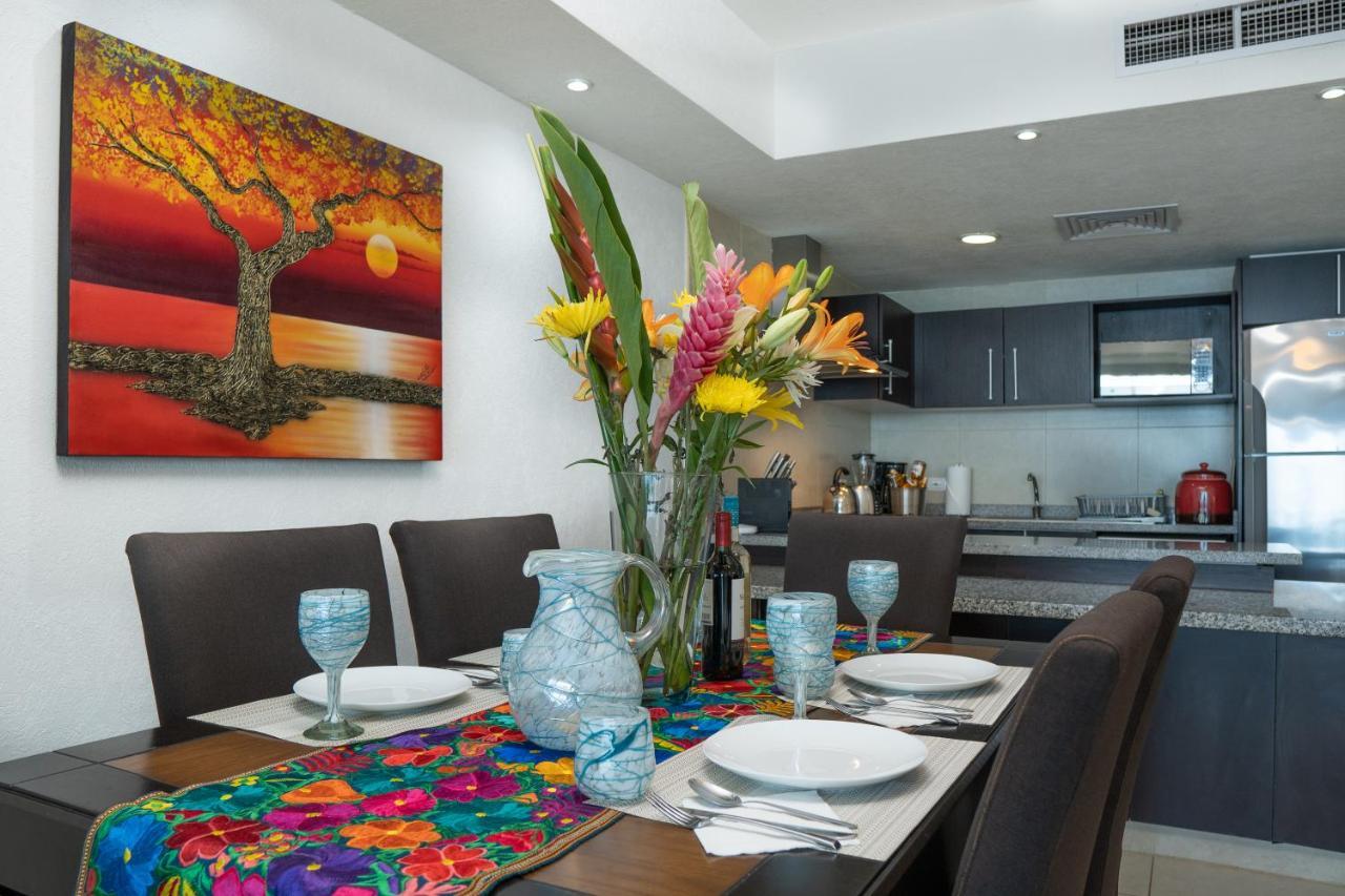 Ocean Front Condo Sleeps 4 Adults-Grand Venetian T3000-1606 Puerto Vallarta Exteriör bild